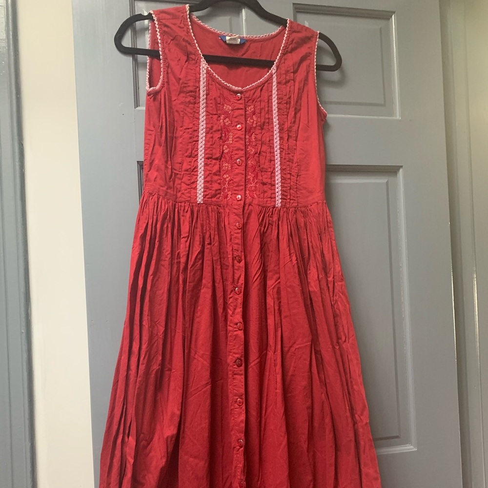 Dress - Picture 3 of 3